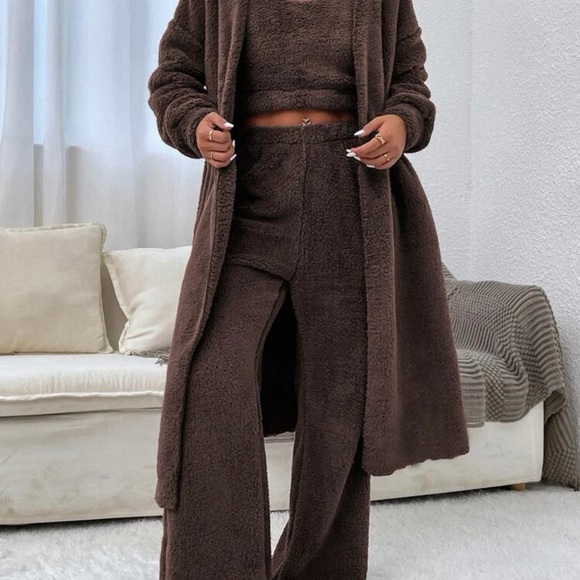 Open Front Flannel Coat & Tank Top & Pants - Picture 7 of 7